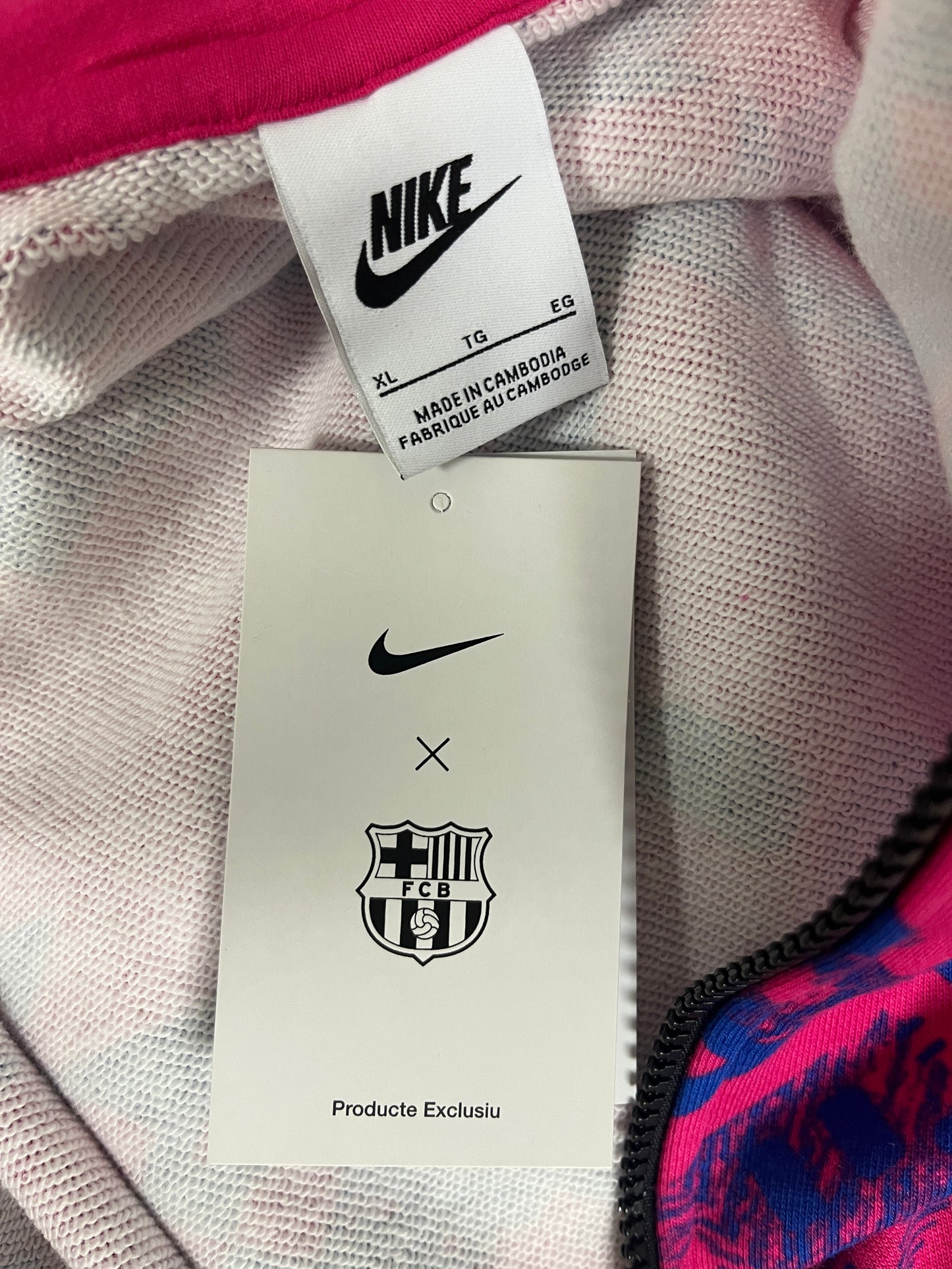 Nike FC Barcelona Men's Full-Zip Graphic Soccer Hoodie Sweatshirt