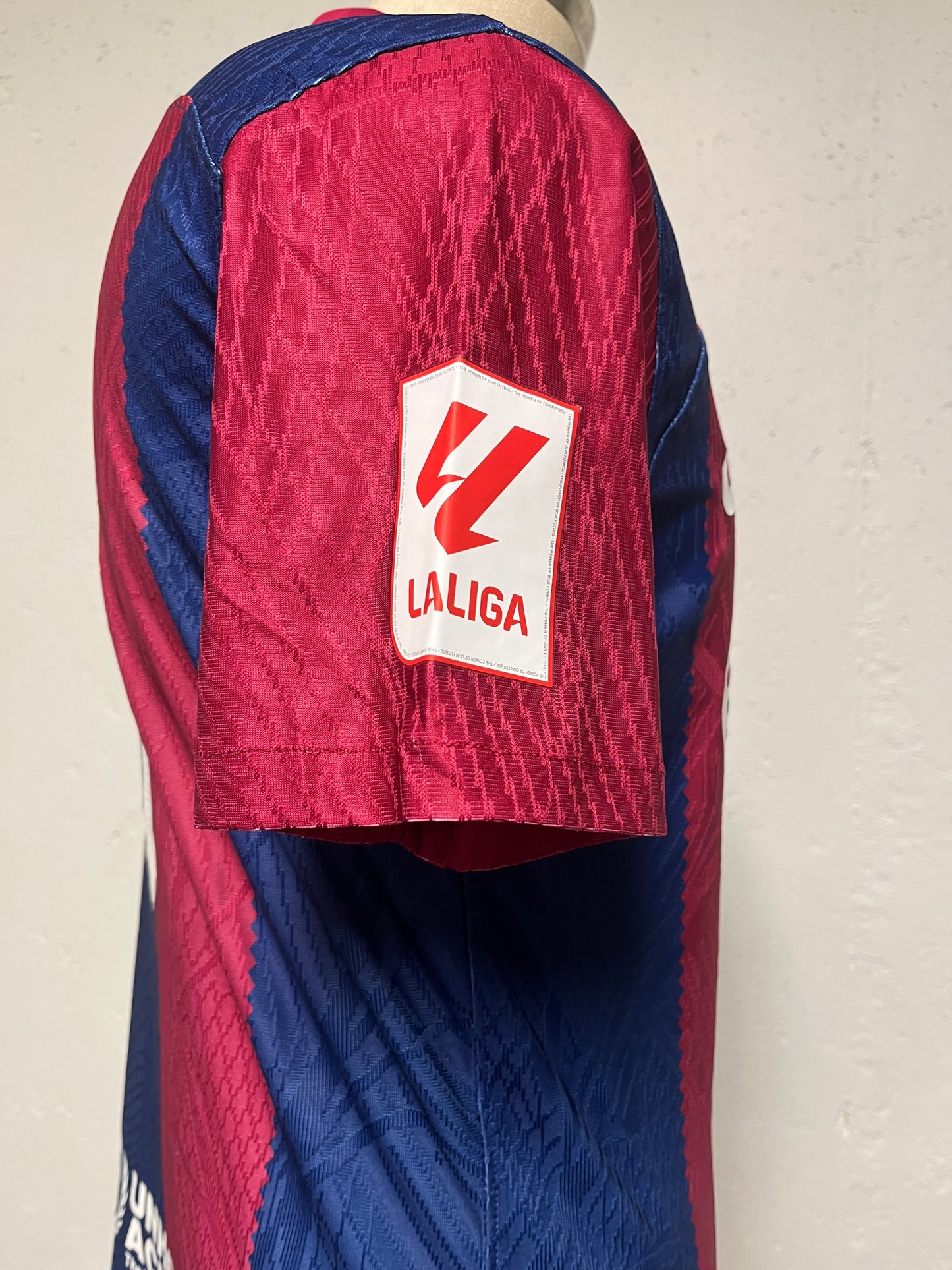 Nike Barcelona Home Jersey 2023-24 / Pedri